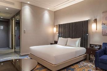 Hilton Istanbul Bakirkoy 5*