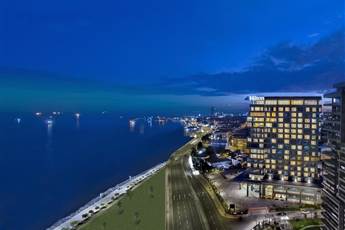 Hilton Istanbul Bakirkoy 5*