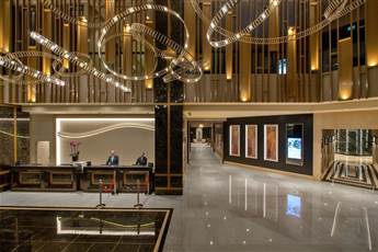 Hilton Istanbul Bakirkoy 5*
