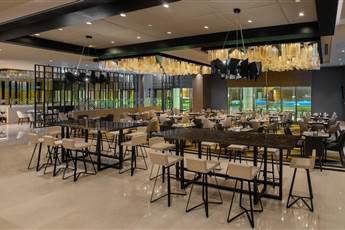 Hilton Istanbul Bakirkoy 5*