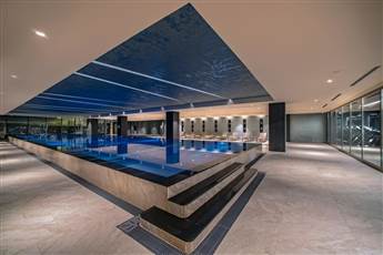 Hilton Istanbul Bakirkoy 5*