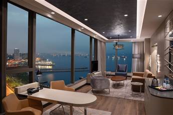 Hilton Istanbul Bakirkoy 5*