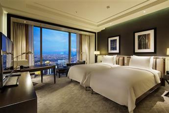 Hilton Istanbul Bomonti Hotel & Conference Center 5*