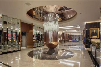Hilton Istanbul Maslak 5*