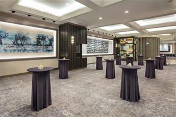 Hilton Istanbul Maslak 5*