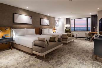 Hilton Istanbul Maslak 5*