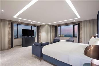Hilton Istanbul Maslak 5*