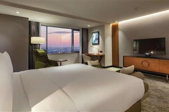 Hilton Istanbul Maslak 5*