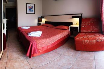 Himeros Beach Hotel