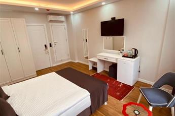 Hodegon Suite Hotel 4*