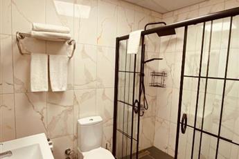 Hodegon Suite Hotel 4*