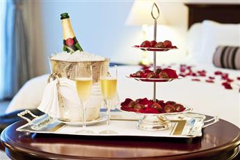 Holiday Garden Resort 5*