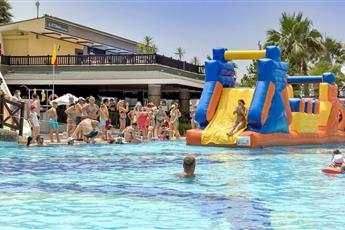 Holiday Garden Resort