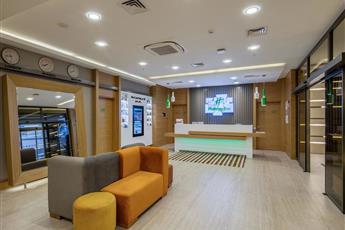 Holiday Inn Antalya Lara