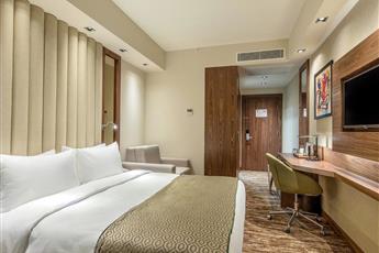 Holiday Inn Antalya Lara