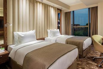 Holiday Inn Antalya Lara