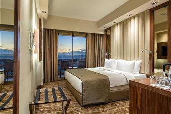 Holiday Inn Antalya Lara