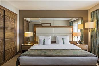 Holiday Inn Istanbul Sisli 5*