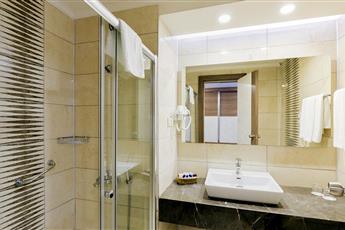 Holiday Park Resort 5*