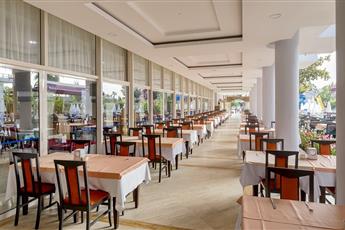 Holiday Park Resort 5*