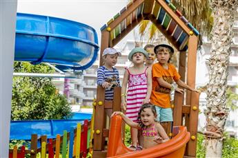 Holiday Park Resort 5*