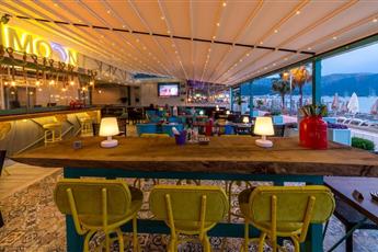 Honeymoon Beach Hotel 3*