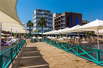 Honeymoon Beach Hotel