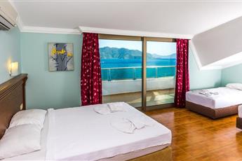 Honeymoon Beach Hotel