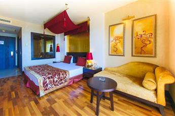 Horus Paradise Luxury Resort