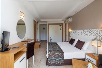 Horus Paradise Luxury Resort