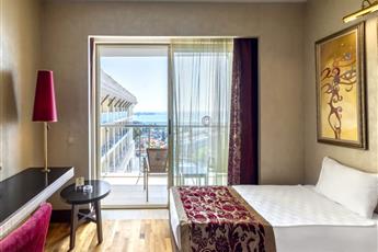 Horus Paradise Luxury Resort