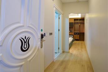 Hotel Black Tulip