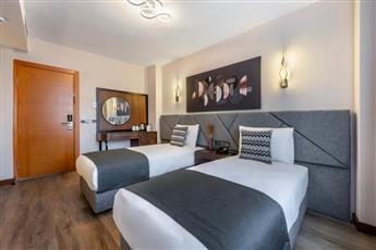 Hotel Bristol