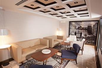Hotel La Villa 4*