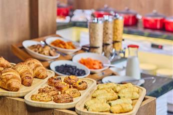 Ibis Istanbul Airport 4*