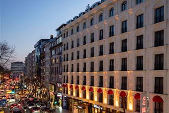 Ibis Istanbul Sisli 4*