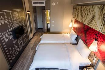 Ibis Istanbul West 3*