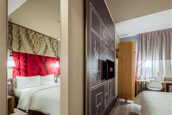 Ibis Istanbul West 3*