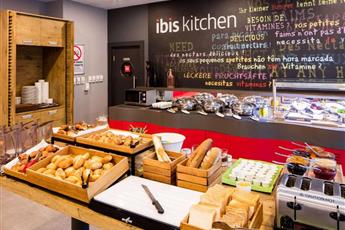 Ibis Istanbul West 3*