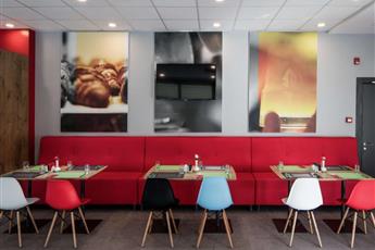 Ibis Istanbul West 3*