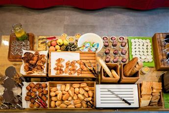 Ibis Istanbul West 3*