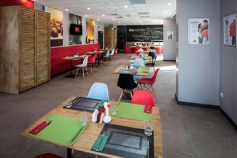 Ibis Istanbul West 3*