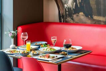 Ibis Istanbul West 3*