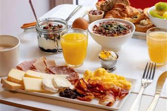 Ibis Istanbul West 3*