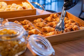 Ibis Istanbul West 3*