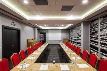 Ibis Istanbul West 3*