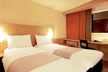 Ibis Istanbul Zeytinburnu Hotel 3*