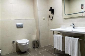 Ibis Styles Istanbul Bomonti 4*