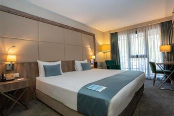 Ibis Styles Istanbul Bomonti 4*