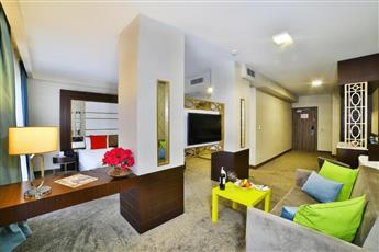Ibis Styles Istanbul Bomonti 4*
